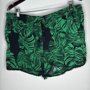 a.n.a Lightweight Pull On Floral Print Women's Shorts Size XL in Green & Black